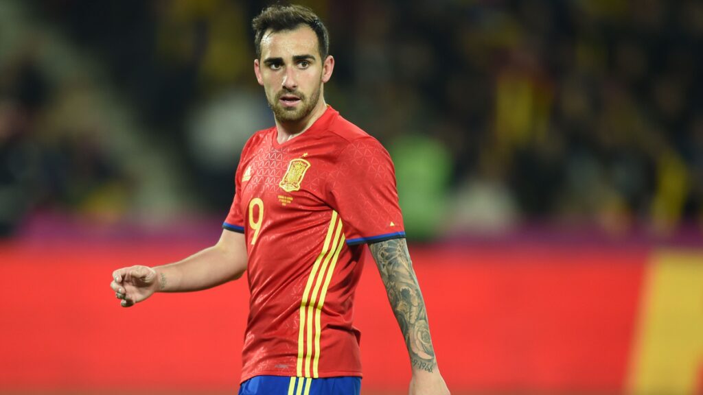 Paco Alcacer: Hành Trình Sự Nghiệp Của Một Ngôi Sao Bóng Đá Tài Năng